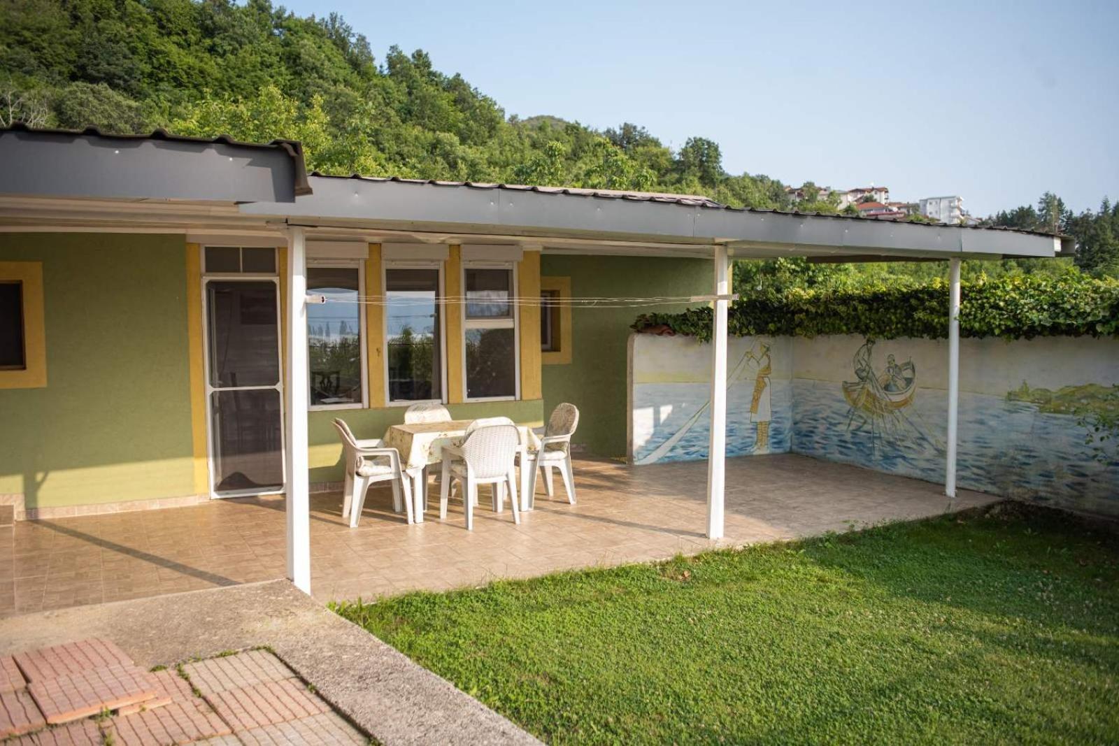 Vacation Home Rot Охрид Екстериор снимка